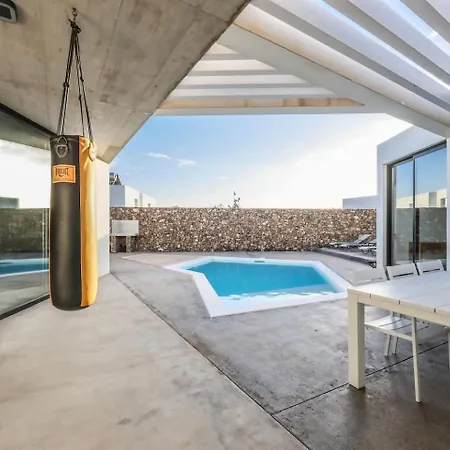 Luxury Vulcano Villa