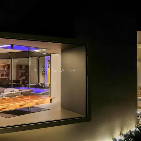 Luxury Vulcano Villa *