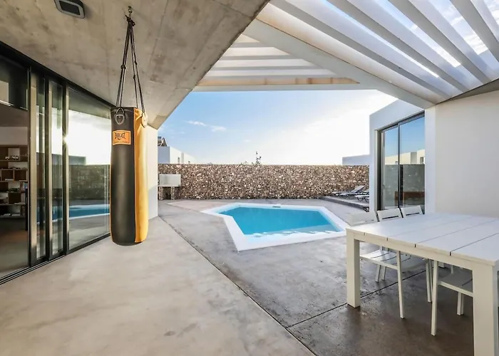 Luxury Vulcano Villa